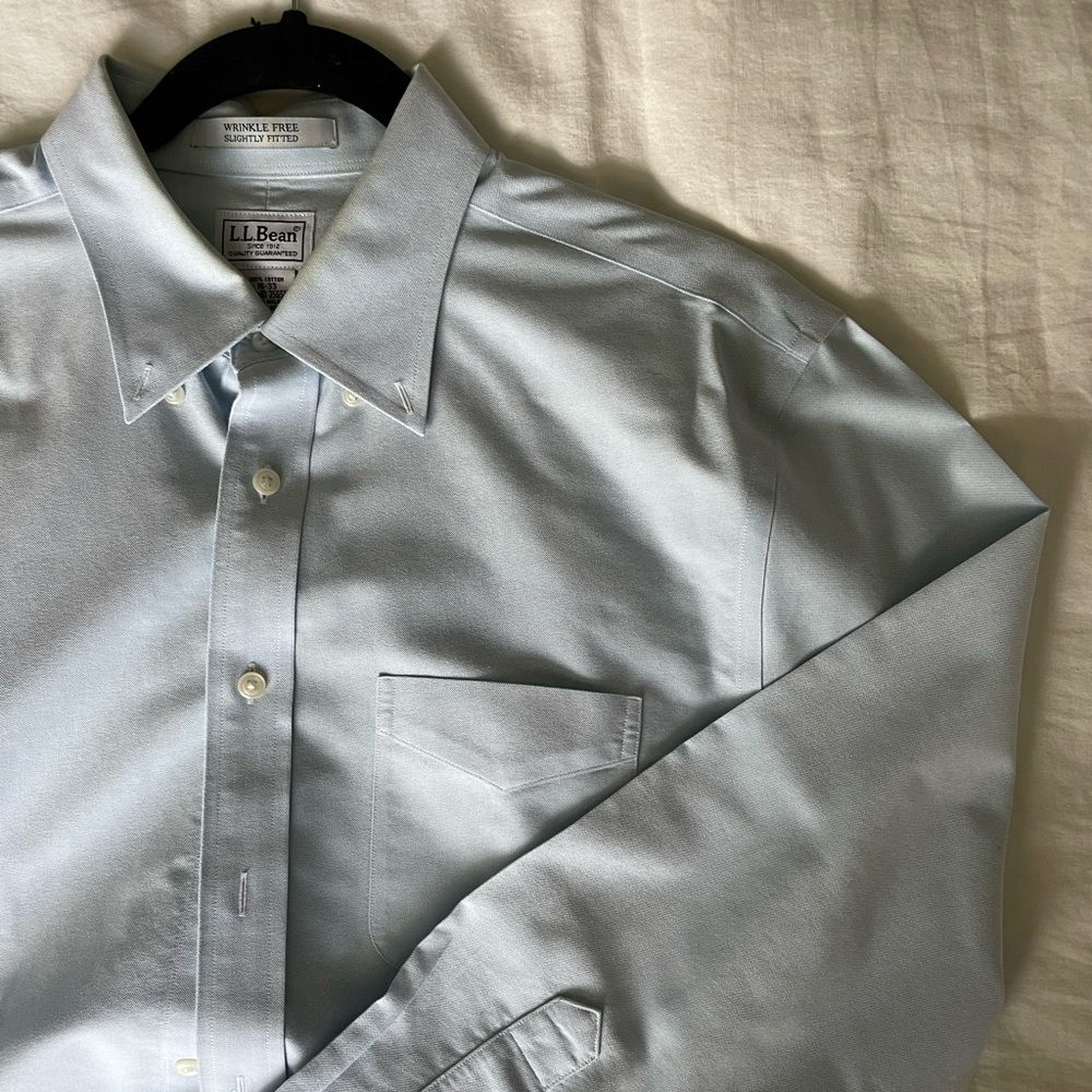LL Bean dress shirt 👔 light blue, M